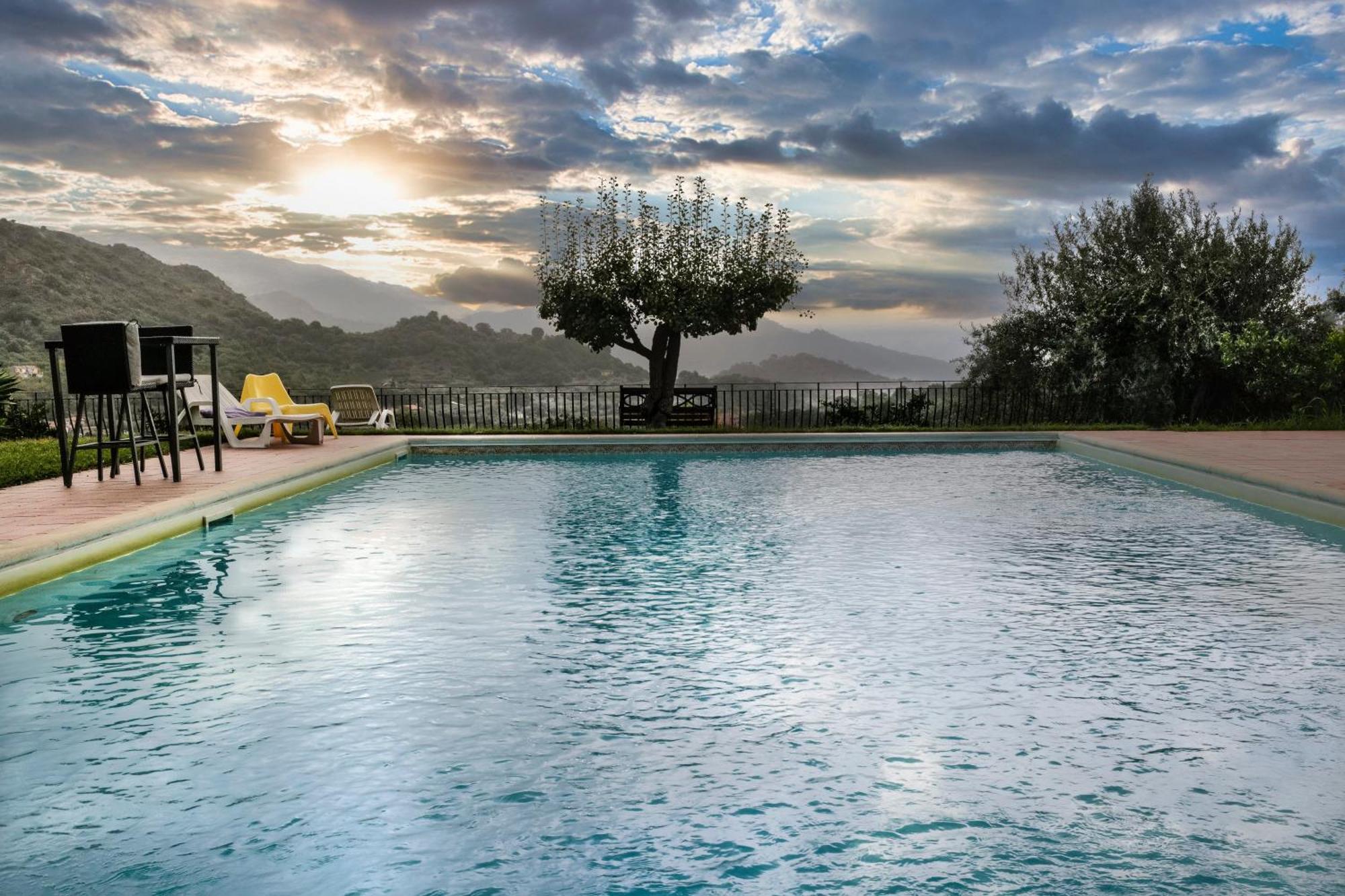 Casale E Relais 4* Motta Camastra