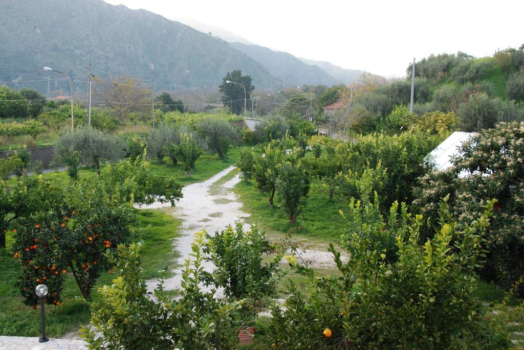Casale E Relais Hotel 4*