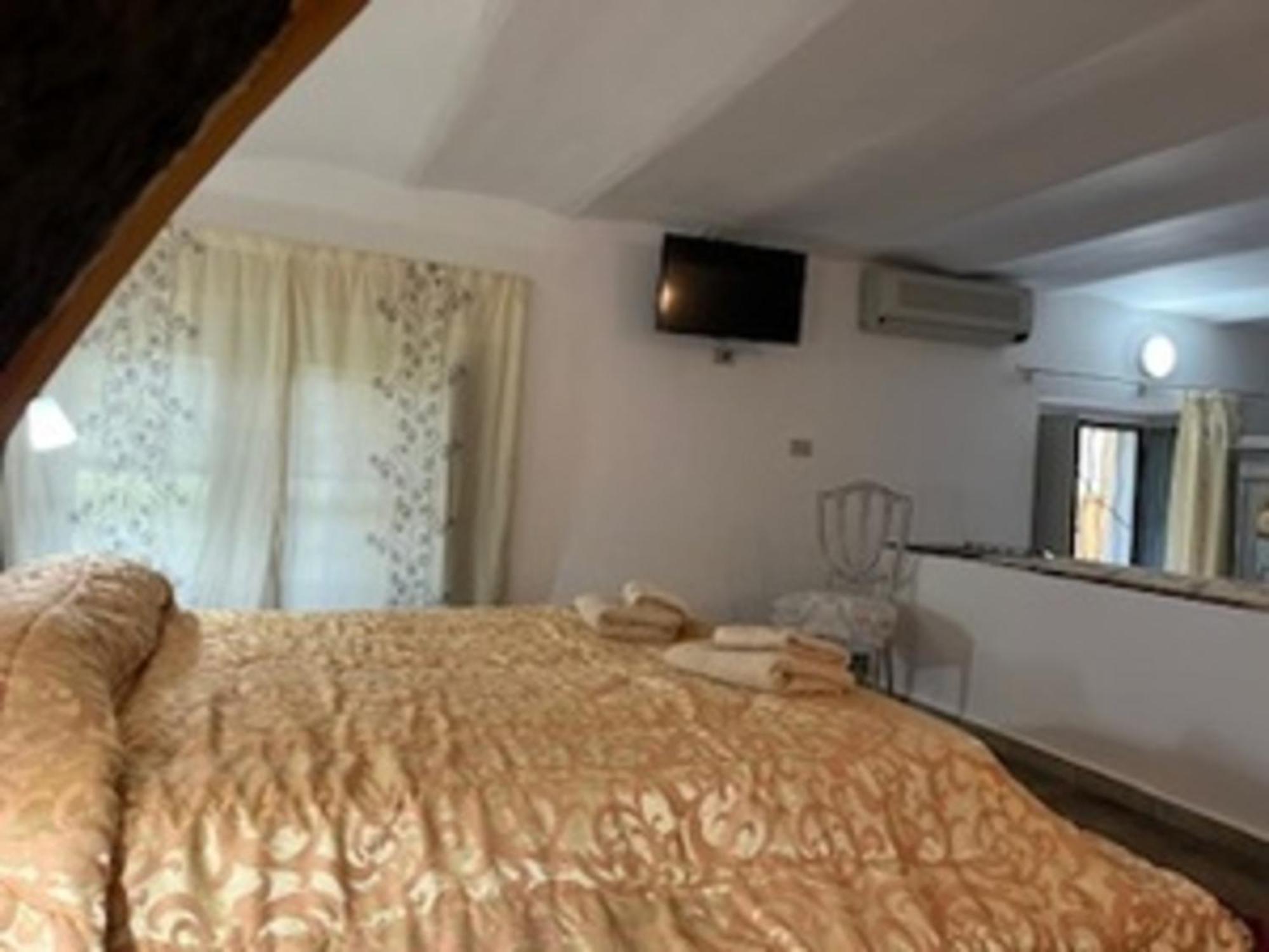 Casale E Relais Hotel
